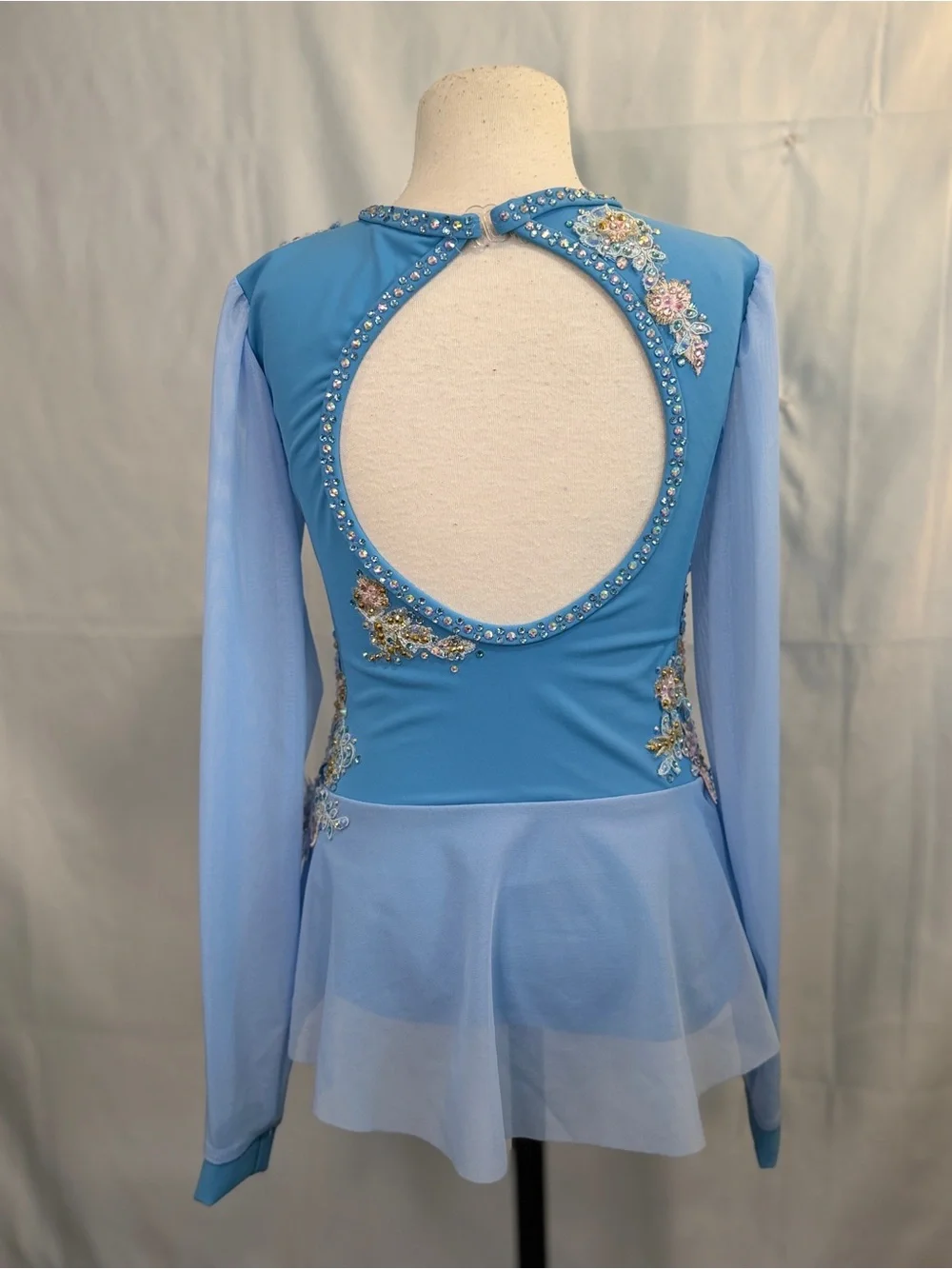 Light Blue Embellished Long-Sleeve Dance Costume for Kids